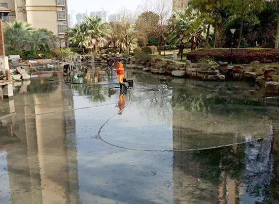 柯城景观池淤泥清理